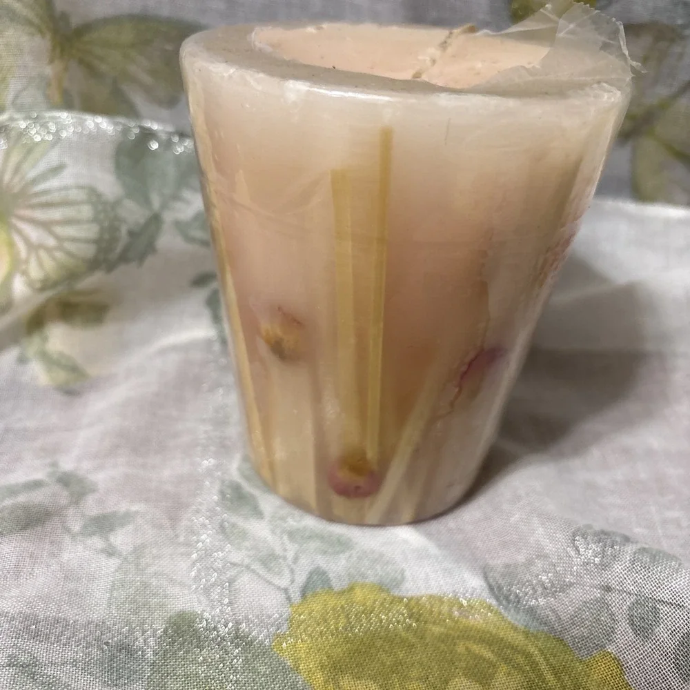 New Rose Water With Lemon Grass Scented‎ Pillar Candle 4